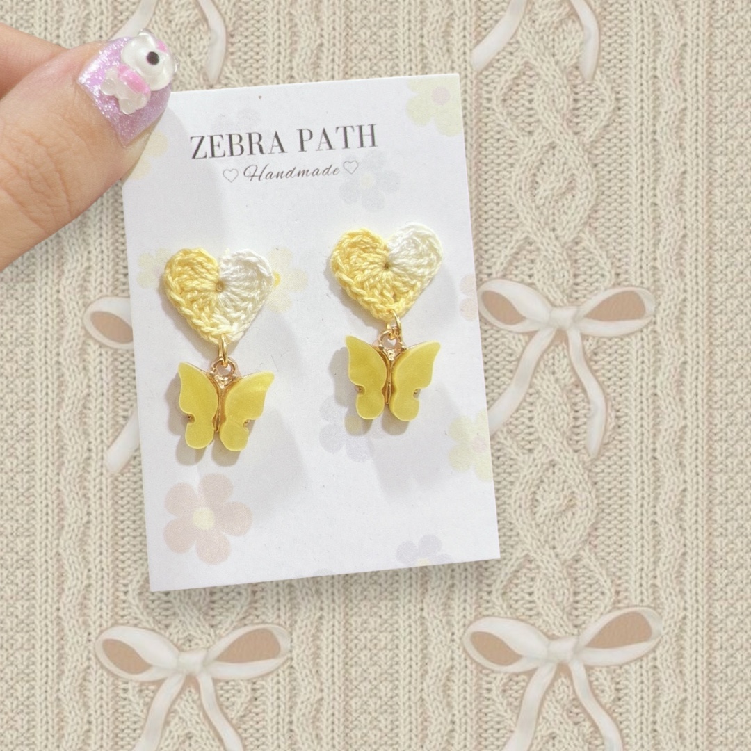 Yellow Butterfly🦋 - Image 2